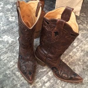 Women’s Vintage Corral Pointed Toe Boots 7.5